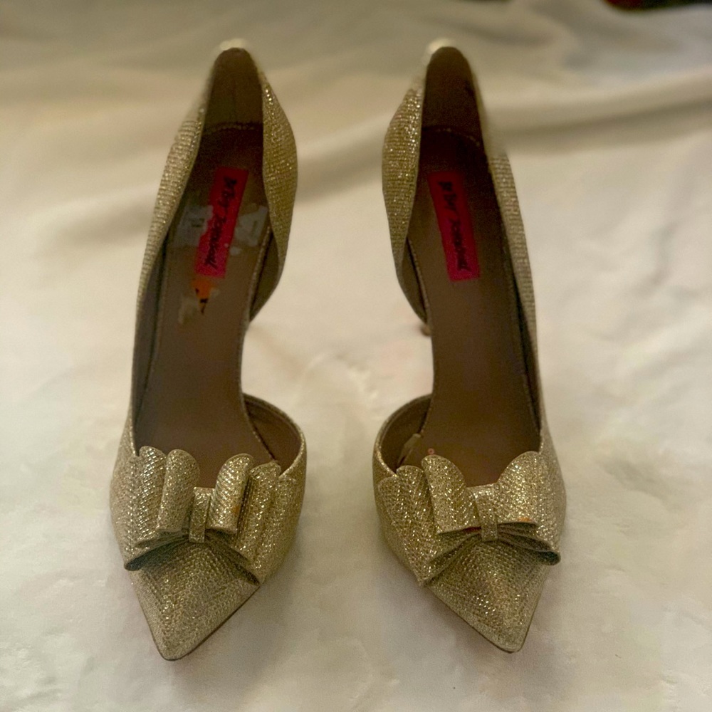 Nice Betsey Johnson Prince d'Orsay Evening Pumps